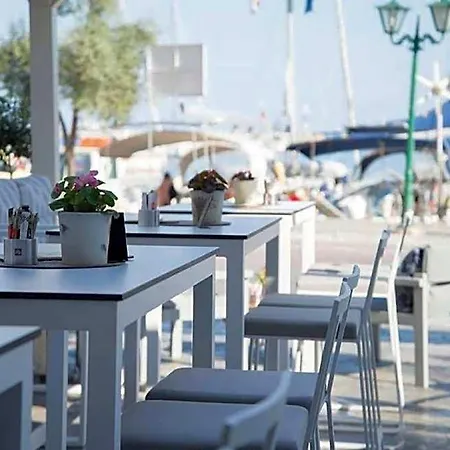 Alkyon Ξενοδοχείο 2*